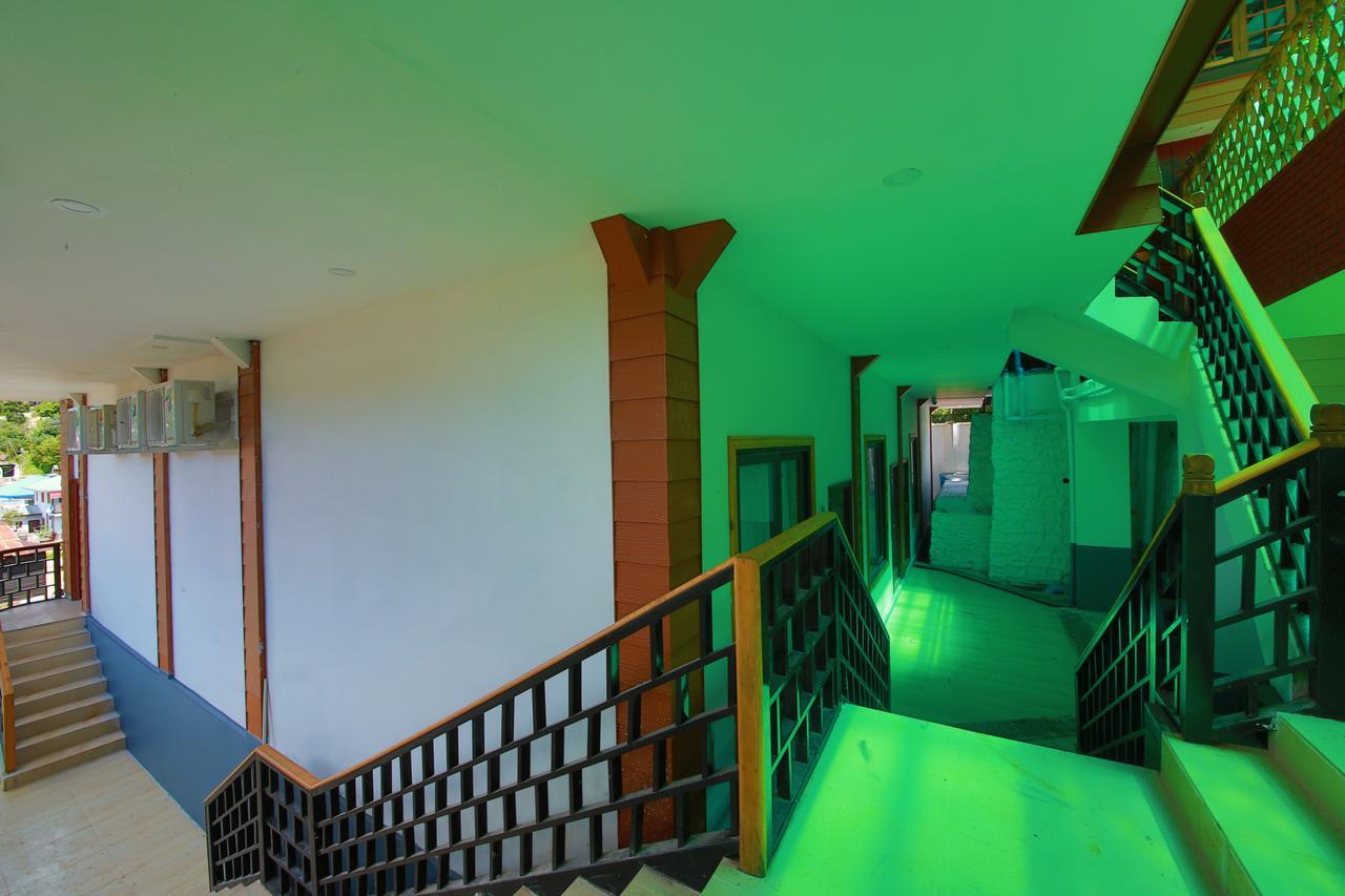 Essence Motel Кало Екстер'єр фото